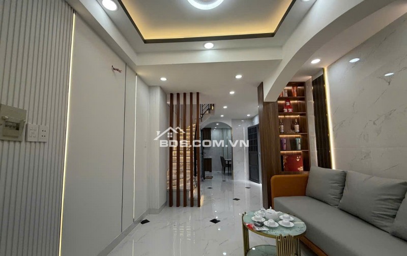 HXH Lê Văn Sỹ thông Huỳnh Văn Bánh Quận 3, 40m2 5 Tầng, 5PN. Nhỉnh 6 tỷ